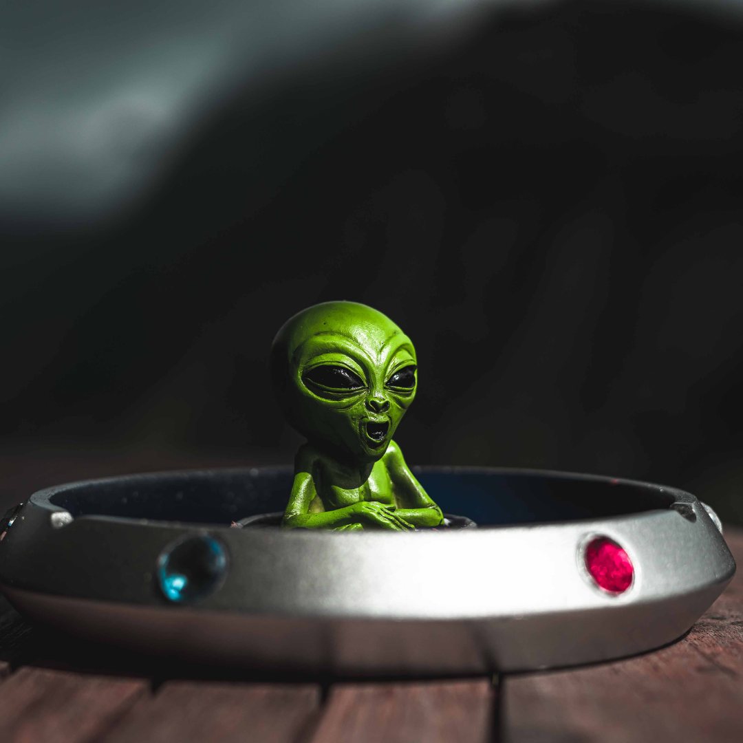 If Aliens Landed Tomorrow, What Graphic Tee Would You Wear?